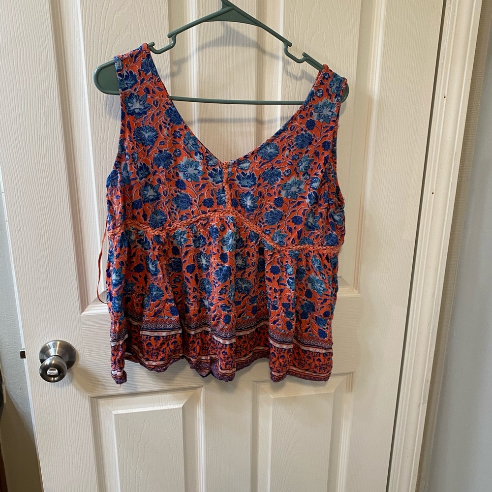 Wide strap floral design tank